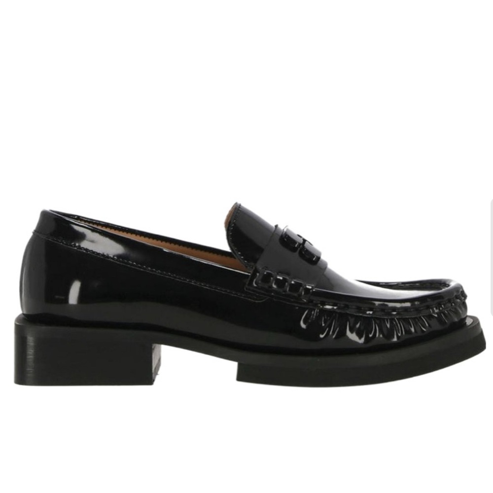 Ganni Butterfly Logo Patent Leather Loafers Size 37